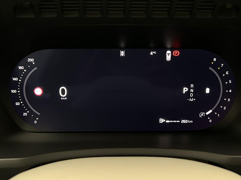 Volvo XC90 (2026) B5 AWD DARK PLUS AUT - fotka 27 z 47