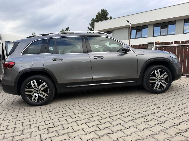 Mercedes-Benz EQB (2022) 300 4M, 7míst, Tažné, SOH 96% - fotka 5 z 12