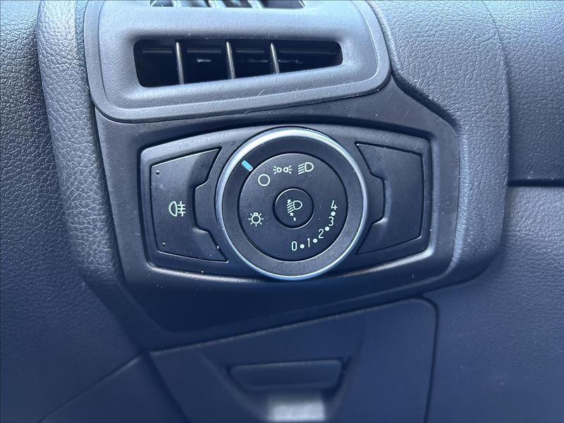 Ford Focus 1,5 TDCI 70kW Trend - fotka 20 z 28
