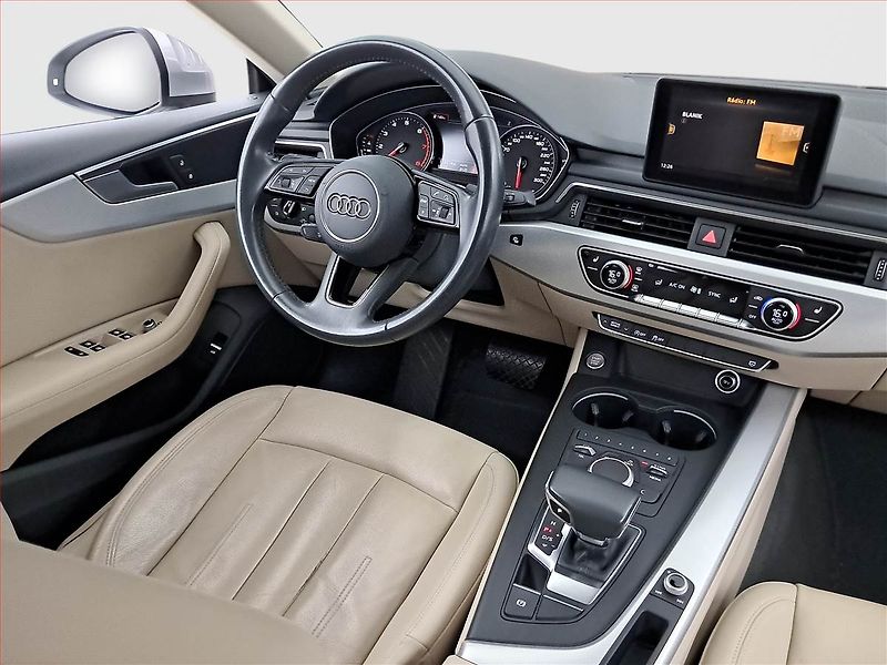 Audi A5 (2017) 2.0 TFSI - fotka 7 z 23