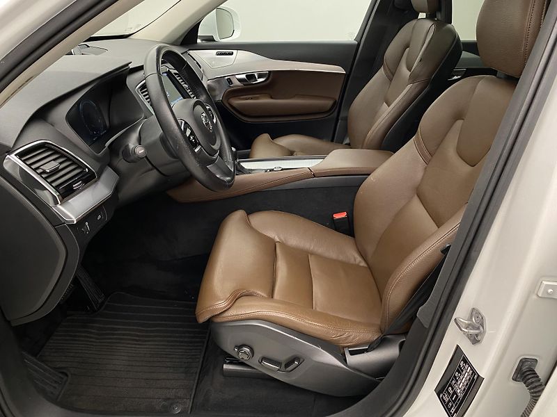 Volvo XC90 T6 AWD MOMENTUM AUT  - fotka 3 z 42