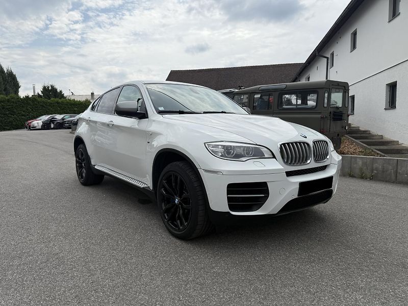 BMW X6 3.0D 280 kW - fotka 1 z 21
