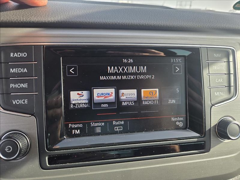 Volkswagen Golf Sportsvan 1,6 TDI 81KW  Comfortline - fotka 24 z 36