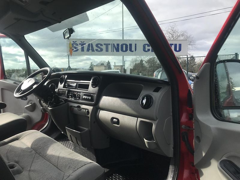 Renault Master - fotka 9 z 21