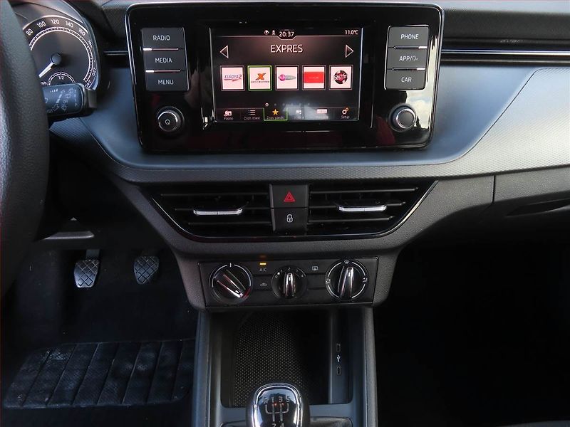 Škoda Kamiq (2020) 1.0 TSI, Serv.kniha, Tempomat - fotka 12 z 16