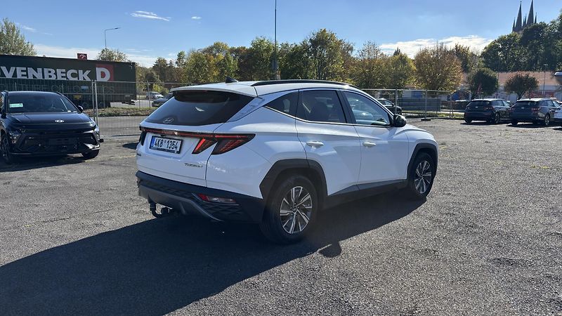 Hyundai Tucson (2022) 1,6 TGDI 4x2 MT SMART  - fotka 3 z 15
