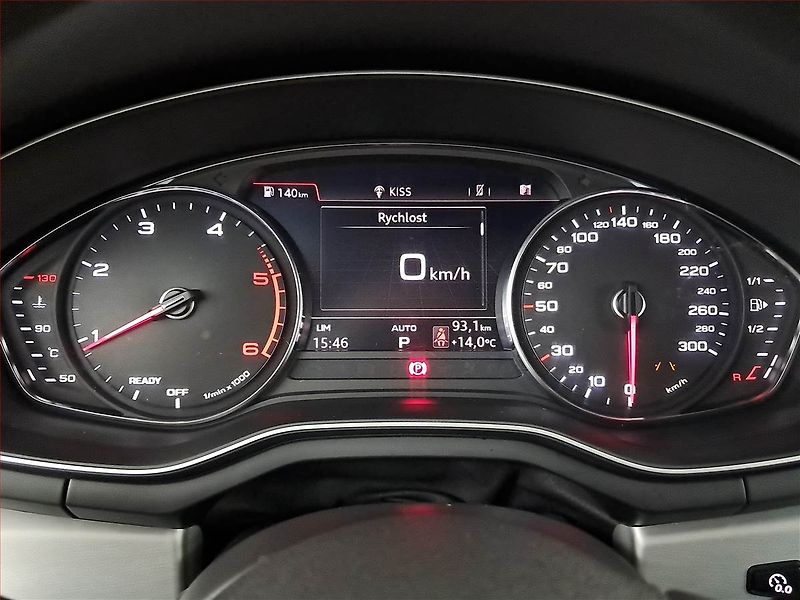 Audi A4 (2018) S-Line 2.0 TDI, Automat, Kůže - fotka 11 z 25