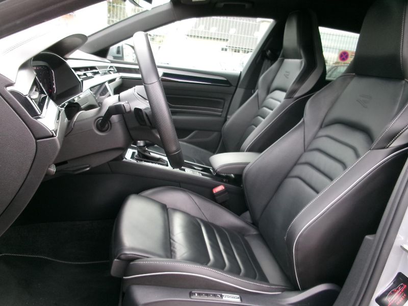 Volkswagen Arteon Shooting Brake (2023) 1,4TSI E-hybrid R-Line WEBASTO - fotka 48 z 62