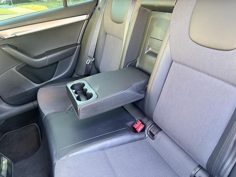 Škoda Octavia 1.5TSI TAŽNÉ - fotka 38 z 45