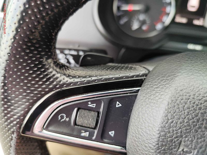 Škoda Octavia (2016) 2.0 TDi, DSG, bixen - fotka 21 z 27