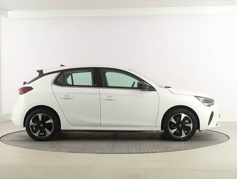 Škoda Rapid (2014) Ambition 1.2 TSI, Serv.kniha - fotka 6 z 17