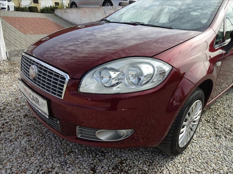 Fiat Linea 1,4i 57kW - fotka 12 z 40