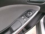 Ford Focus (2014) 1,0 ECOBOOST AC BT TEMP - náhled 9