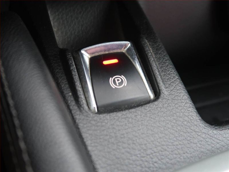 Nissan Qashqai (2015) 1.2 DIG-T, Tempomat - fotka 17 z 17