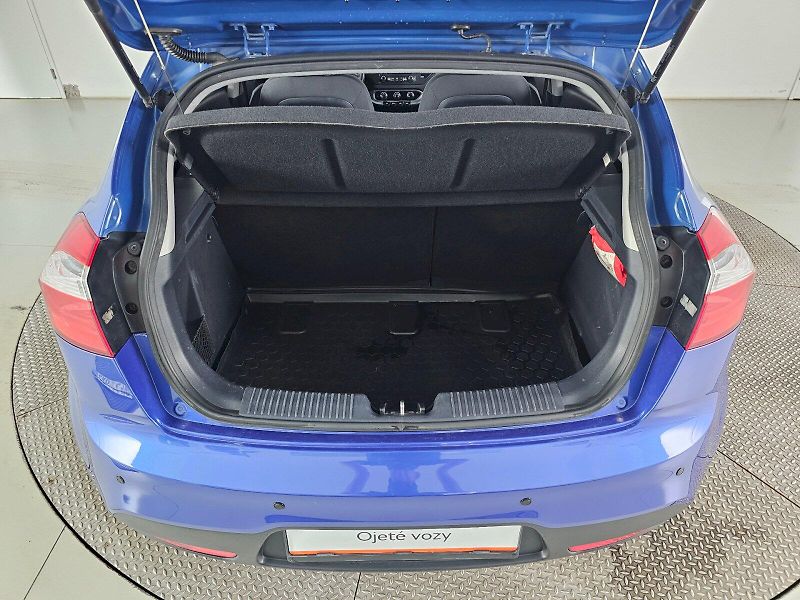 Kia Rio (2014) 1.4I 80kW - fotka 21 z 21