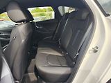 Hyundai i30 1.4 T-GDI/103kW Trikolor Kom - náhled 10