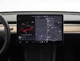 Tesla Model Y (2023) Long Range AWD 79kWh, SoH 91% - náhled 11