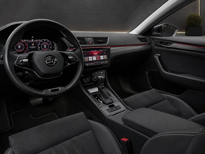 Škoda Superb (2021) - fotka 5 z 12