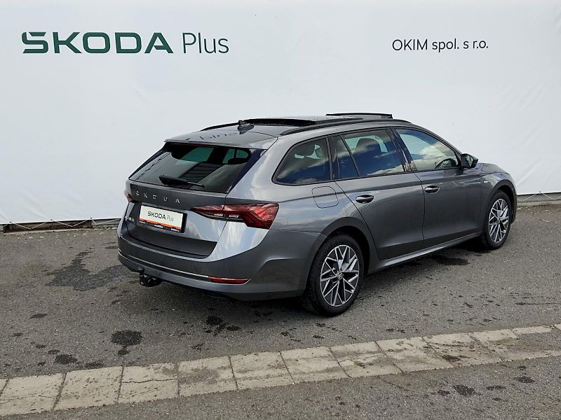Škoda Octavia (2023) Combi Tour 2,0 Tdi 110 Kw DSG - fotka 2 z 39