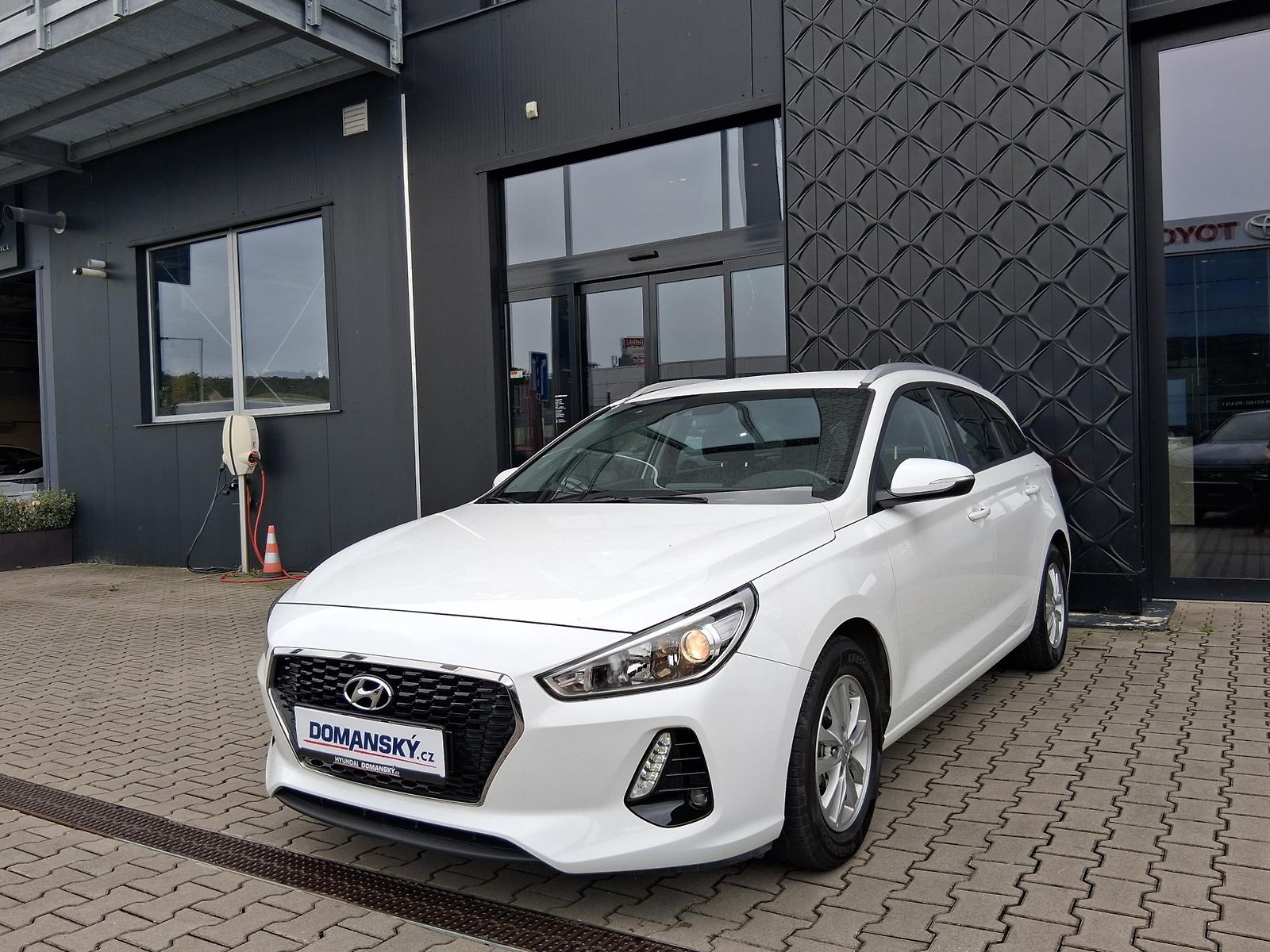 Hyundai i30 TRIKOLOR COMFORT 1.0T-GDi 88kW