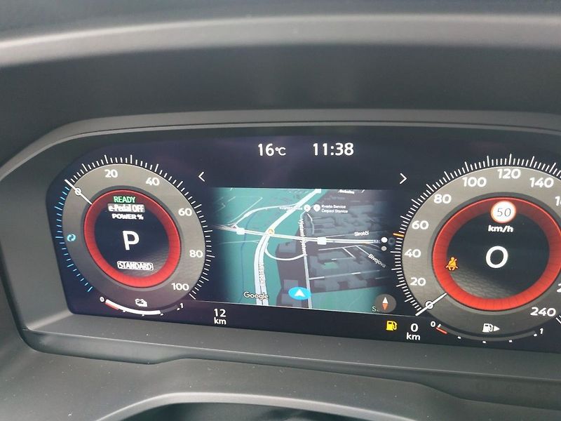 Nissan X-Trail E-POWER e-4ORCE TEKNA SKLADEM - fotka 17 z 31