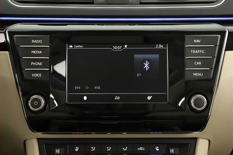 Škoda Superb (2016) Laurin&Klement 2.0 TDI, 4X4 - fotka 14 z 22
