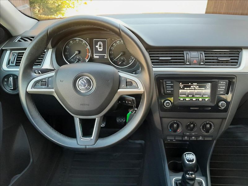 Škoda Rapid 1,2 TSI 66kW - fotka 33 z 51