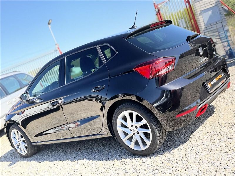 Seat Ibiza FR 70kW VIRTUAL 6tKm - fotka 7 z 35
