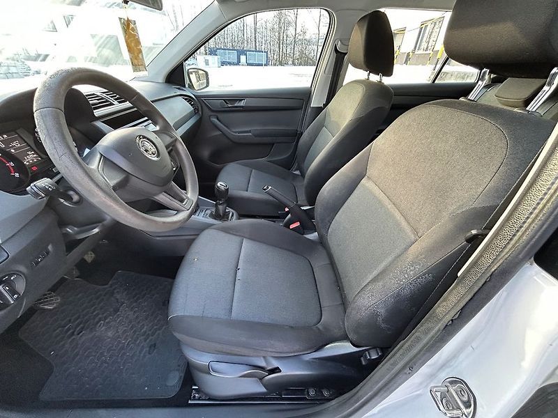 Škoda Fabia (2017) 1.0 Mpi 55 KW - fotka 10 z 21