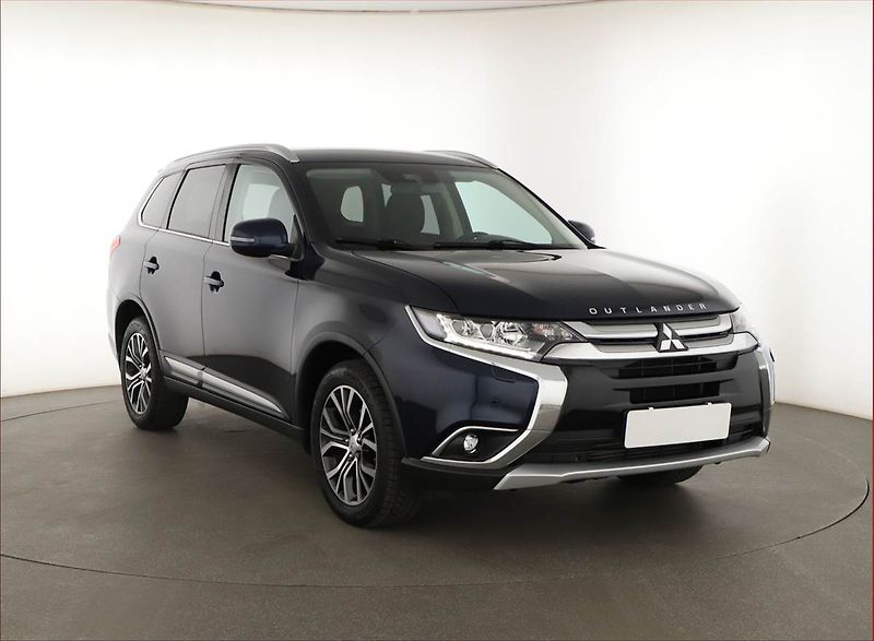 Mitsubishi Outlander (2019) 2.2 DI-D, 4X4, Automat - fotografie inzerátu
