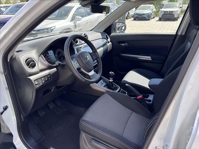 Suzuki Vitara (2026) 1,4 BoosterJet  Premium - fotka 7 z 15