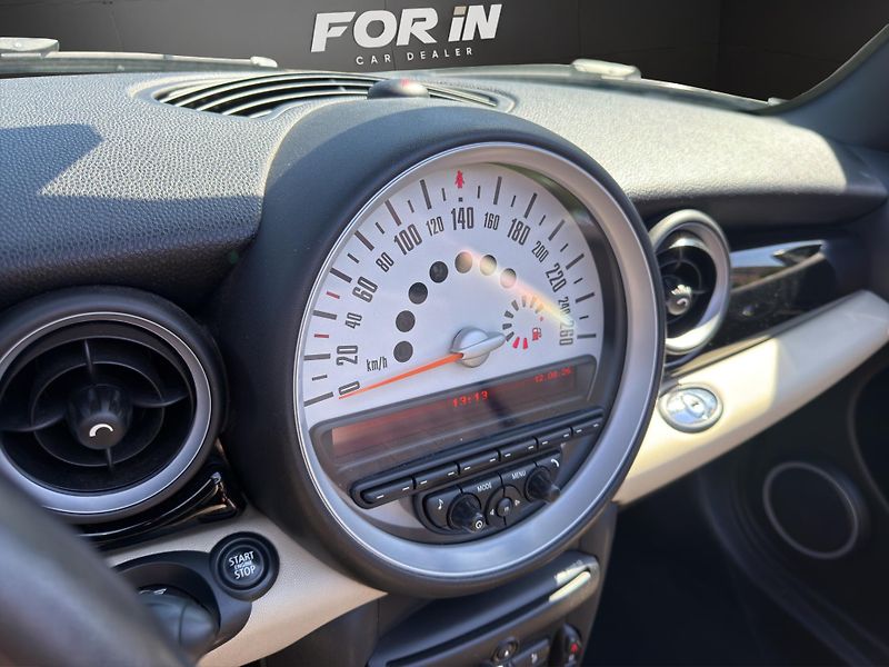 Mini Cooper (2013) 90KW KLIMA VYH. SEDAČKY - fotka 17 z 26