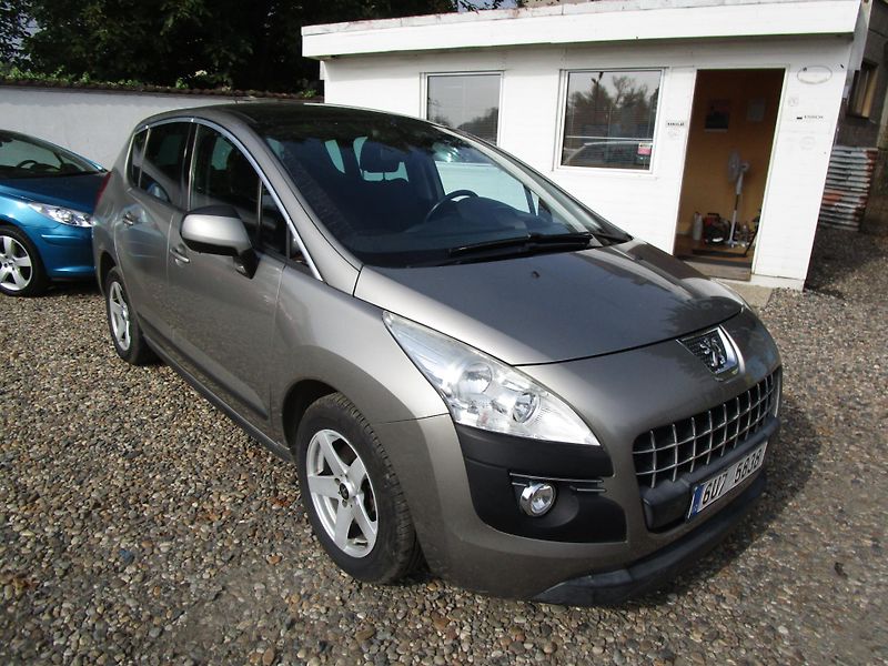 Peugeot 3008 1,6-115KW-NOVÉ KOTOUČE+BATERIE - fotka 1 z 15