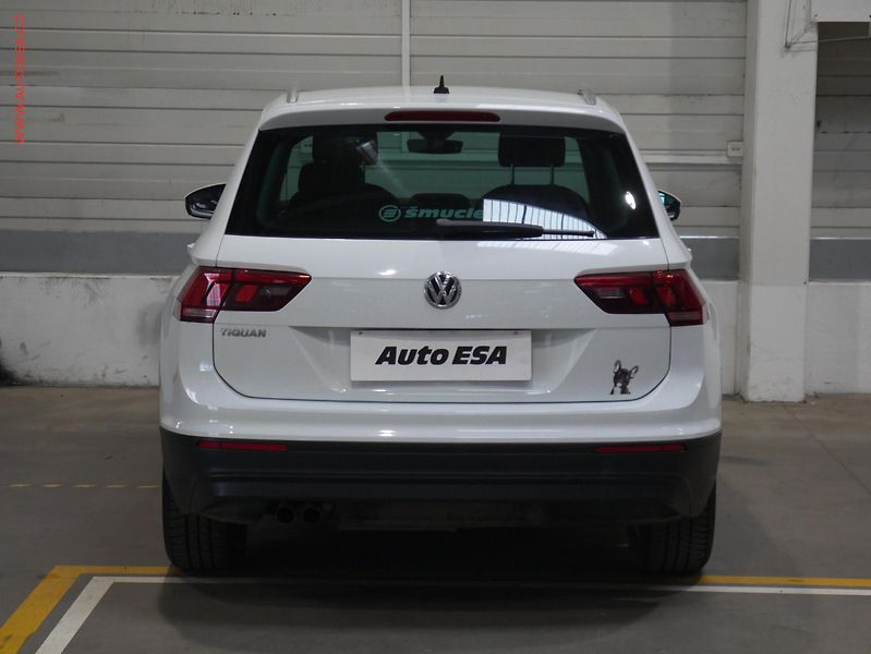 Volkswagen Tiguan (2017) 2.0TDi, ČR, Comfortline, LED - fotka 5 z 18