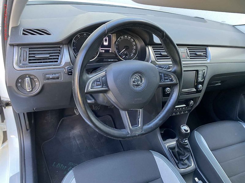 Škoda Rapid (2016) 1.2 TSi, Joy, xenon, +kola - fotka 12 z 18