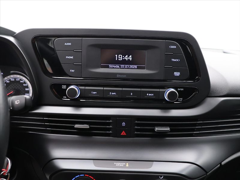 Hyundai Bayon 1,2 i 62kW Comfort CZ - fotka 21 z 32