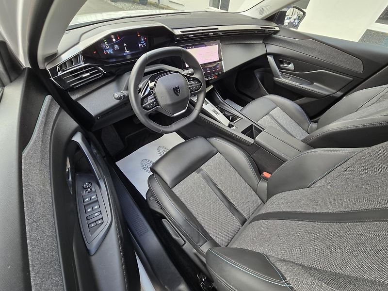 Peugeot 408 ALLURE 96kW KAMERA NAVI ČR-DPH - fotka 9 z 23