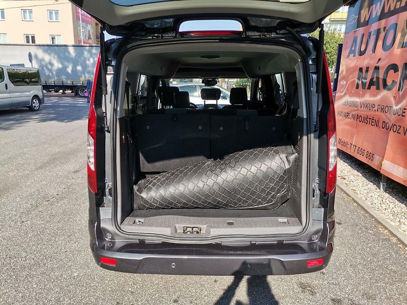 Ford Tourneo Connect (2019) 1.5TDCi 88kw Titanium 7míst - fotka 18 z 29