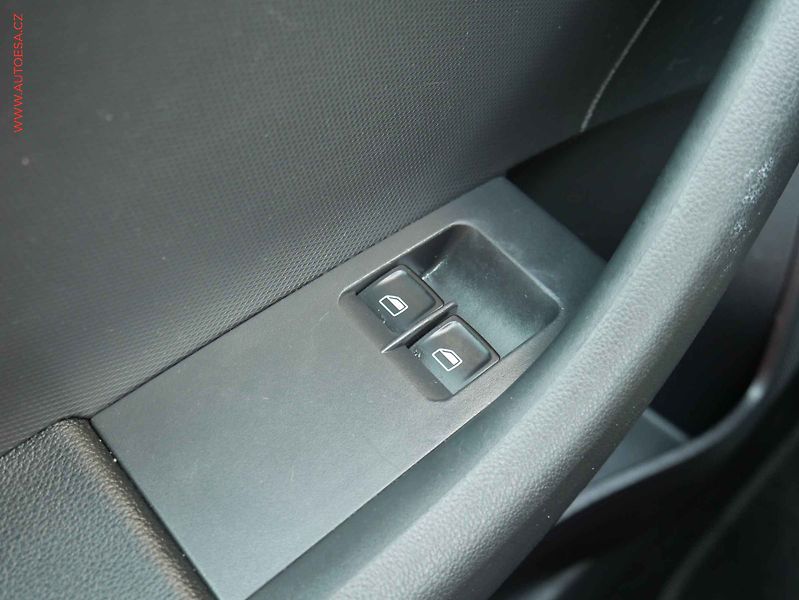 Škoda Rapid (2015) 1.2 TSi, Active - fotka 11 z 15