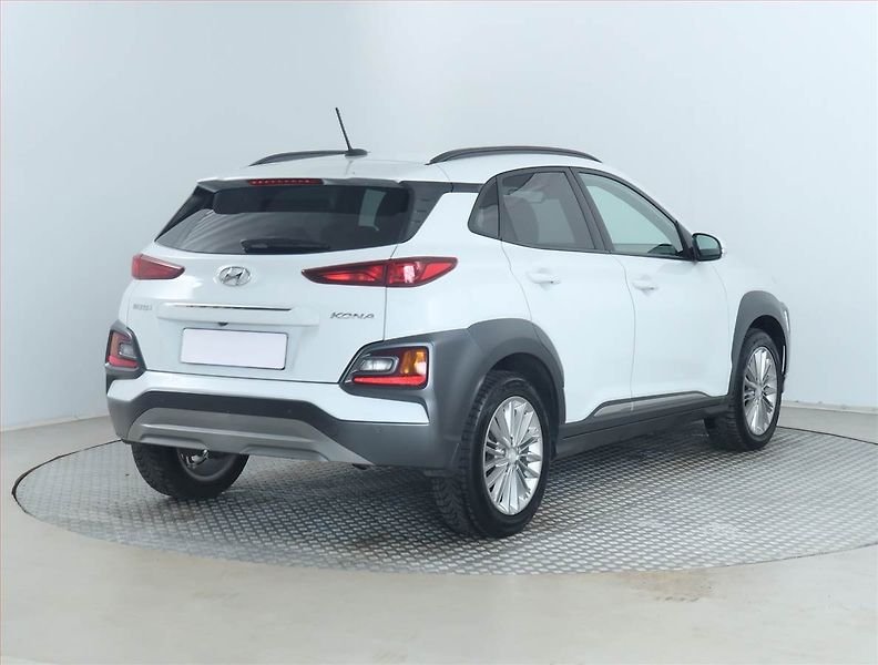 Hyundai Kona (2019) 1.0 T-GDI, Serv.kniha, Kůže - fotka 5 z 17