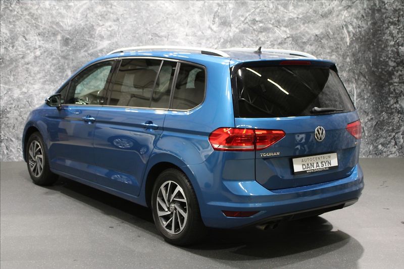 Volkswagen Touran 1,4 TSI Comfortline LED - fotka 4 z 29