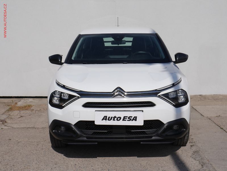 Citroën C4 (2021) 1.2 PT, ČR, servis.kniha, LED - fotka 2 z 16
