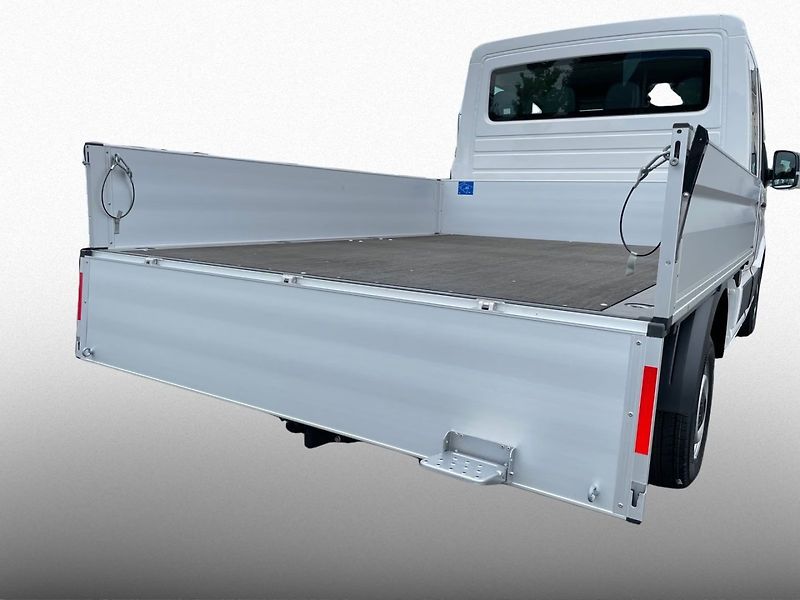 Volkswagen Crafter (2026) DOKA 35 103kW Tažné 7míst - fotka 3 z 14