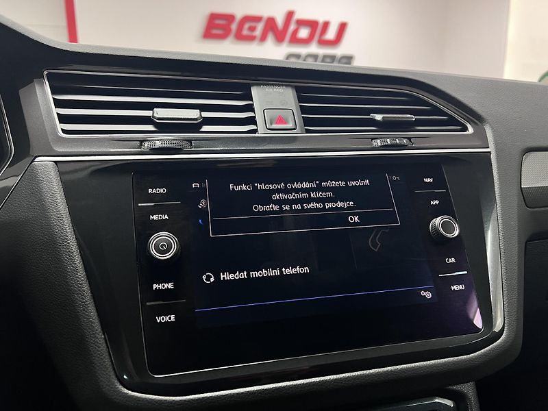 Volkswagen Tiguan IQ.DRIVE, 2.0 TSI 140 kW, 4x4 - fotka 26 z 44