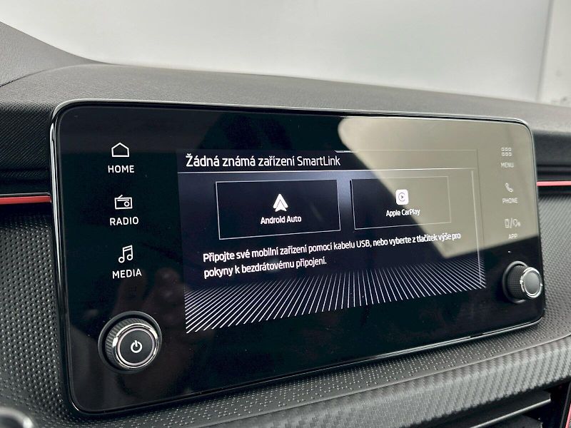 Škoda Kamiq (2025) DSG 1.5TSI 110kW Monte Carlo - fotka 14 z 33