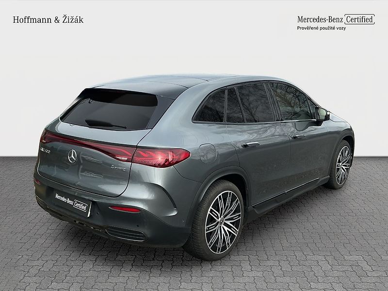 Mercedes-Benz EQE 500 AMG 4MATIC - fotka 5 z 22