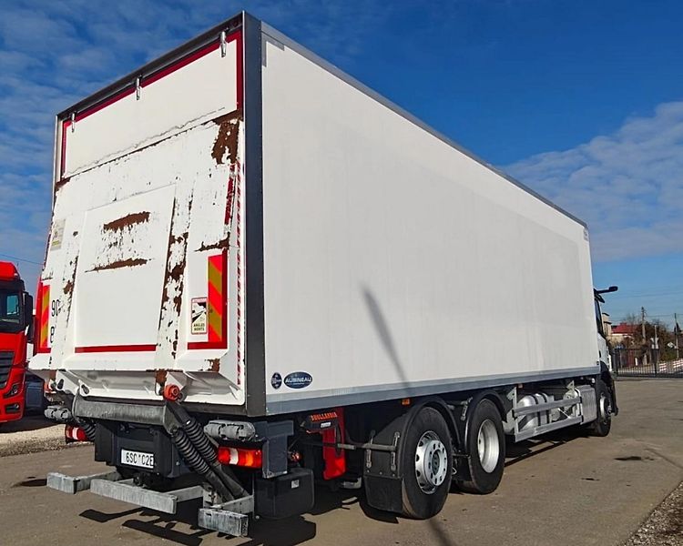 Mercedes-Benz Actros (2020) 2530 6x2 chlaďák EURO 6 - fotka 4 z 24
