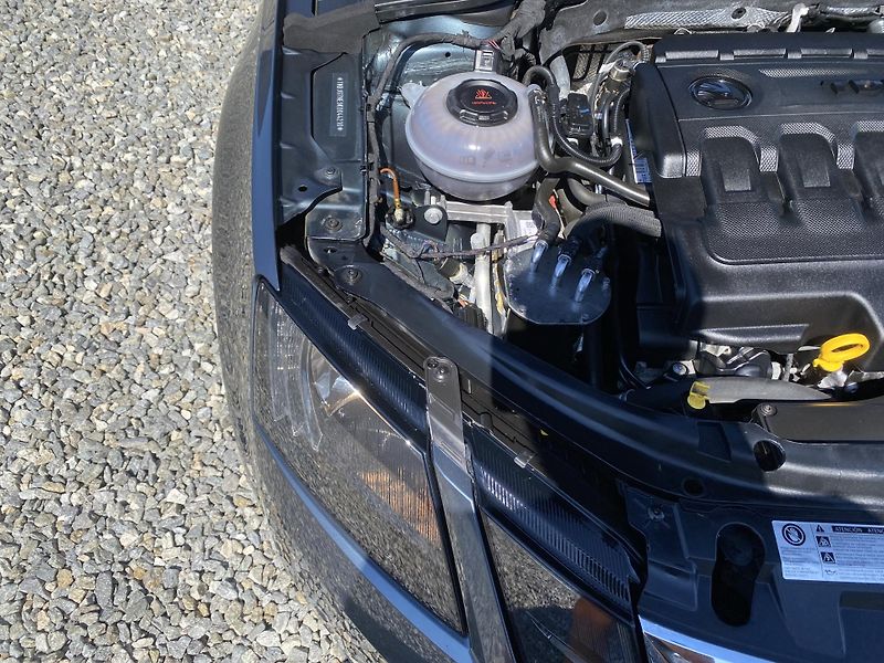 Škoda Octavia 1.6TDi 115PS DSG DPH REZERVACE - fotka 80 z 154