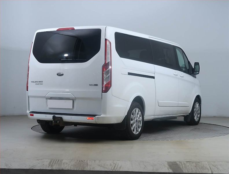 Ford Tourneo Custom (2022) Titanium 2.0 EcoBlue mHEV, ČR - fotka 5 z 15