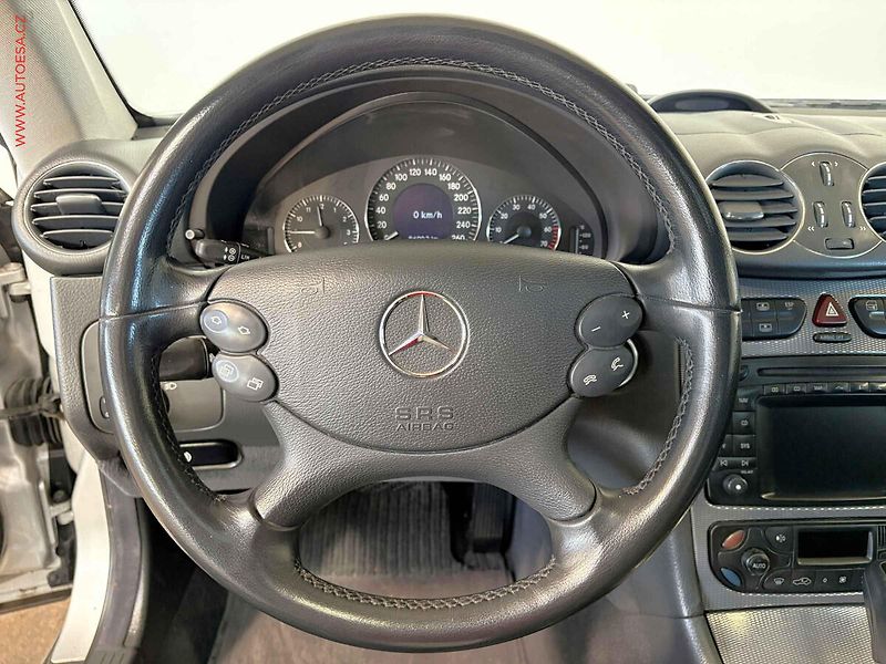 Mercedes-Benz CLK (2002) 3.2 i 320, AT, xenon, navi - fotka 14 z 14